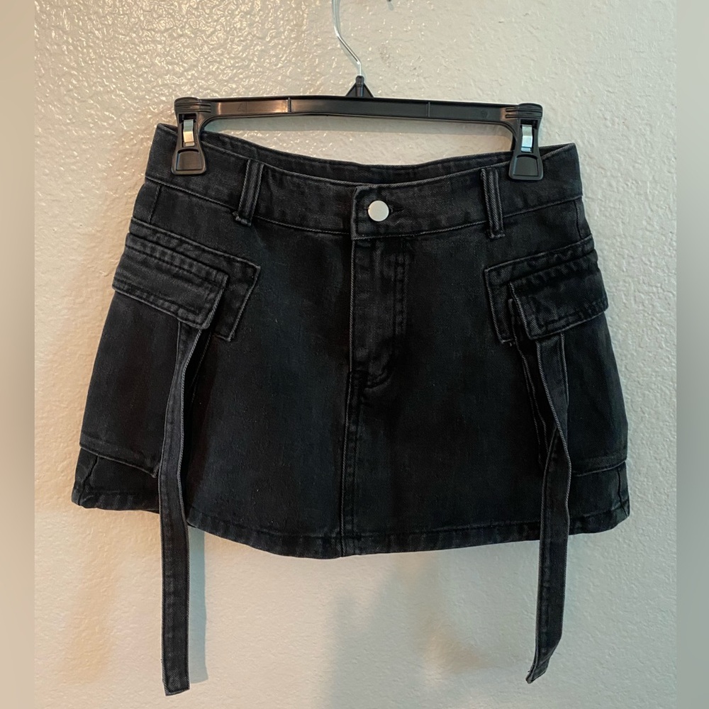 Mini black distressed skirt